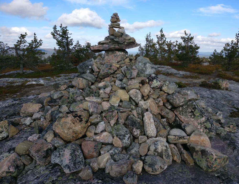Koti nettisivu kiviröykkiö